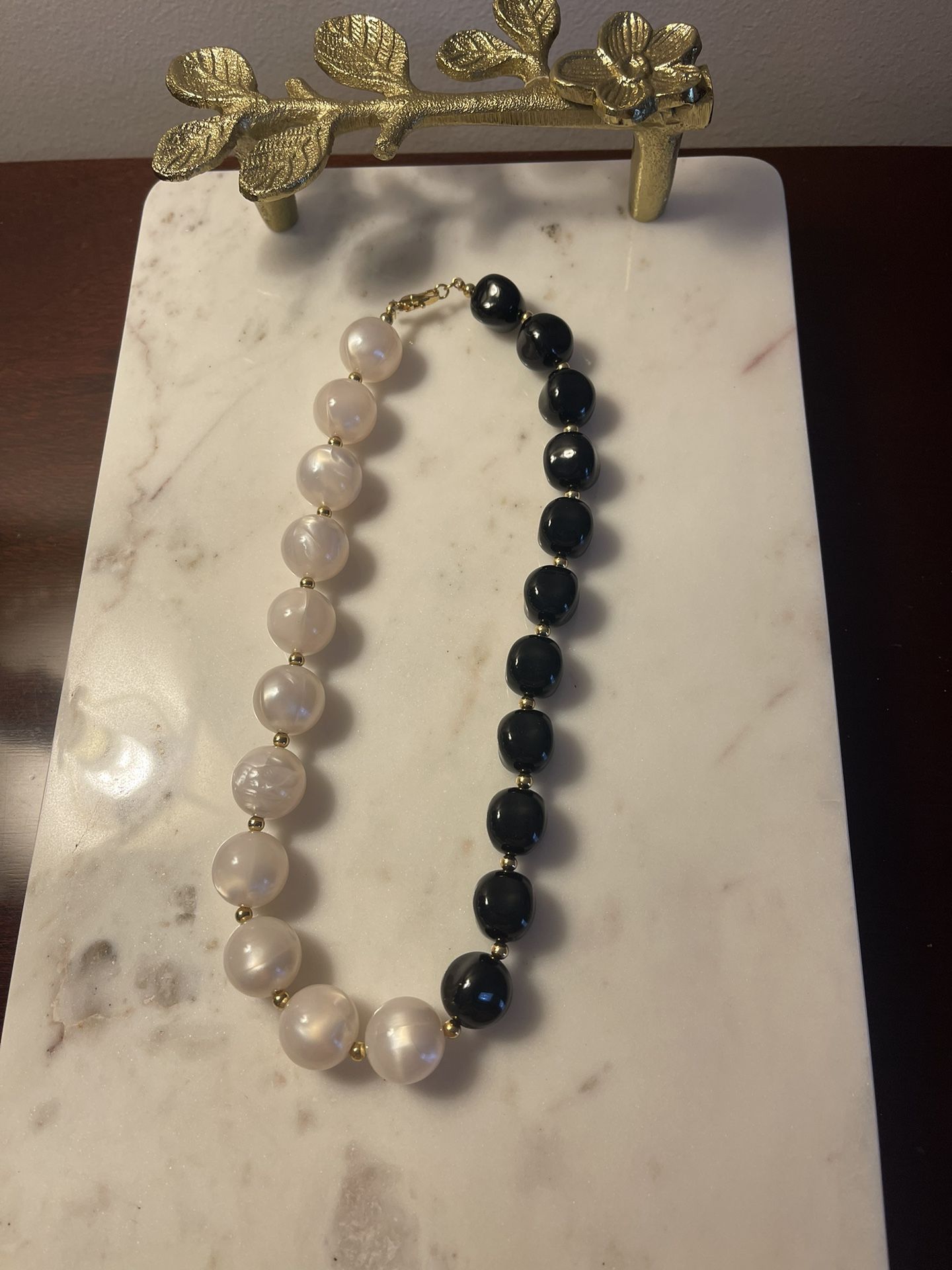Vintage Black White Bead Choker Necklace