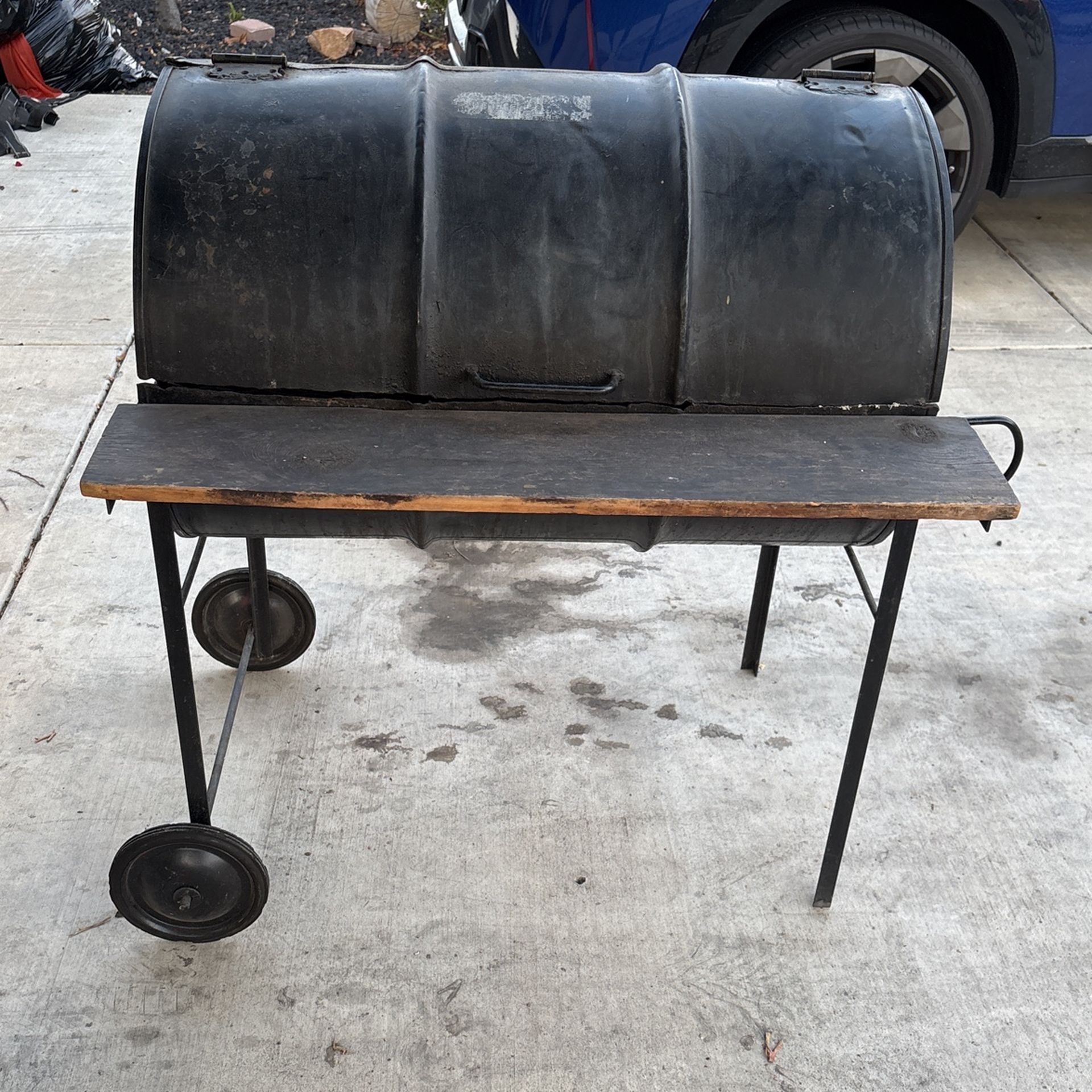 Barrel barbecue pit
