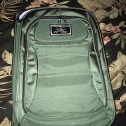 Tommy Hilfiger Traveling Backpack 