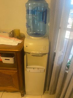Water cooler