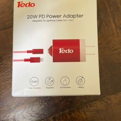 High Quality Magtic  Rotation Free Charger 