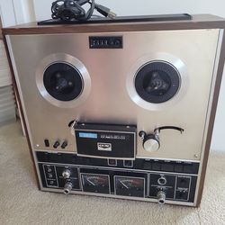 Vintage AKAI GX-280D tape deck in working condition