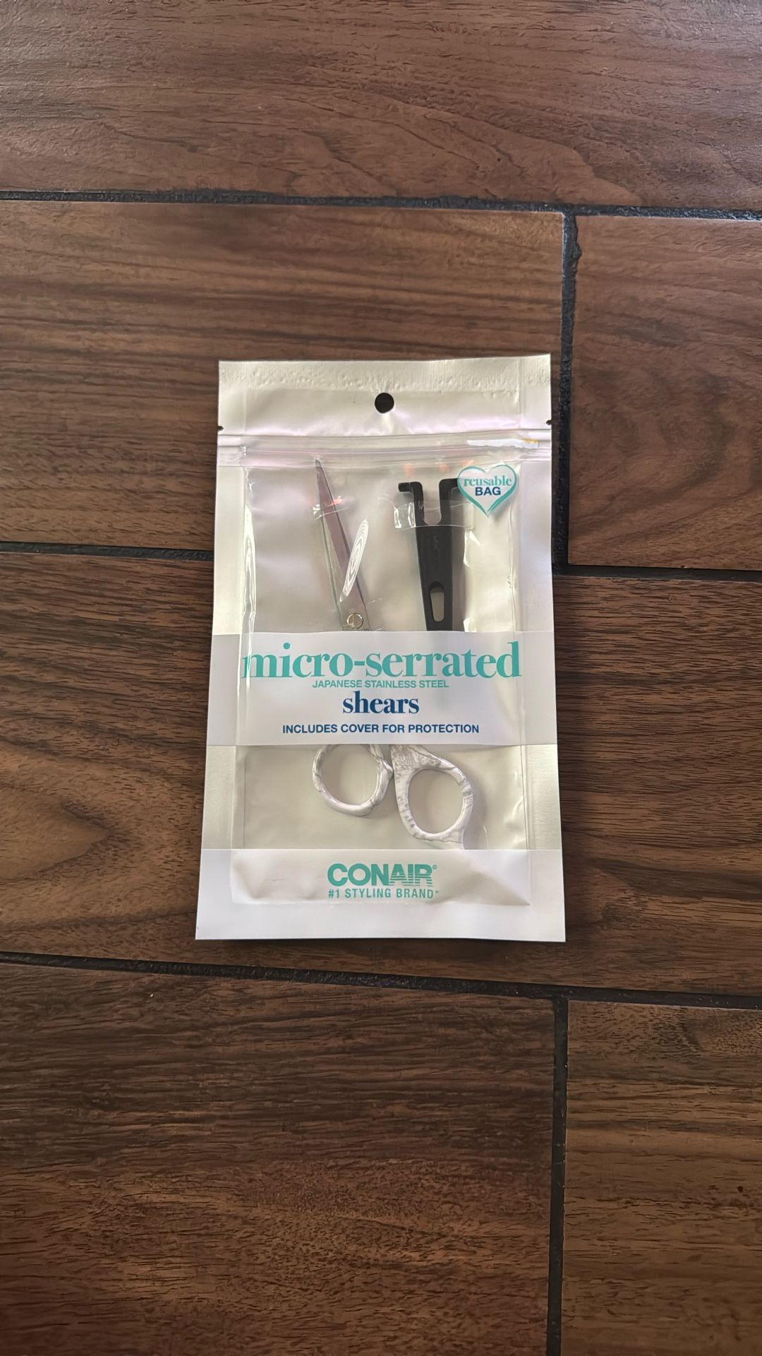Conair Micro-serrated Shears With Cover 