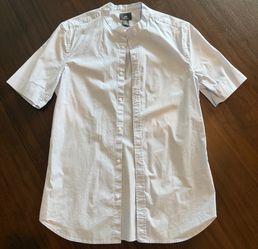 H&M White Short Sleeve Button-Up Shirt