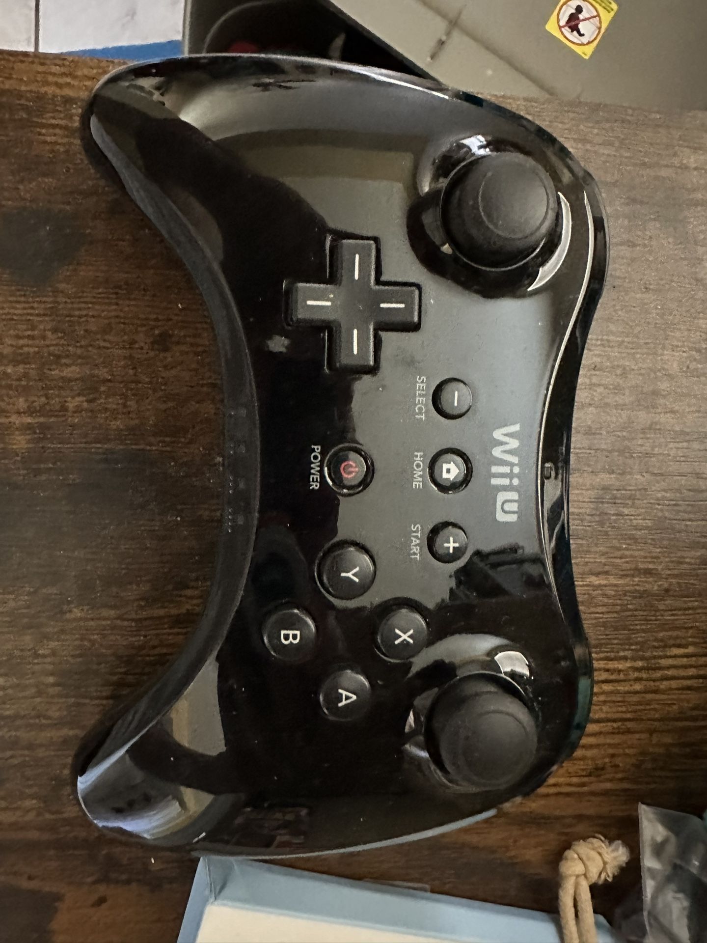 Wii U Pro Controller