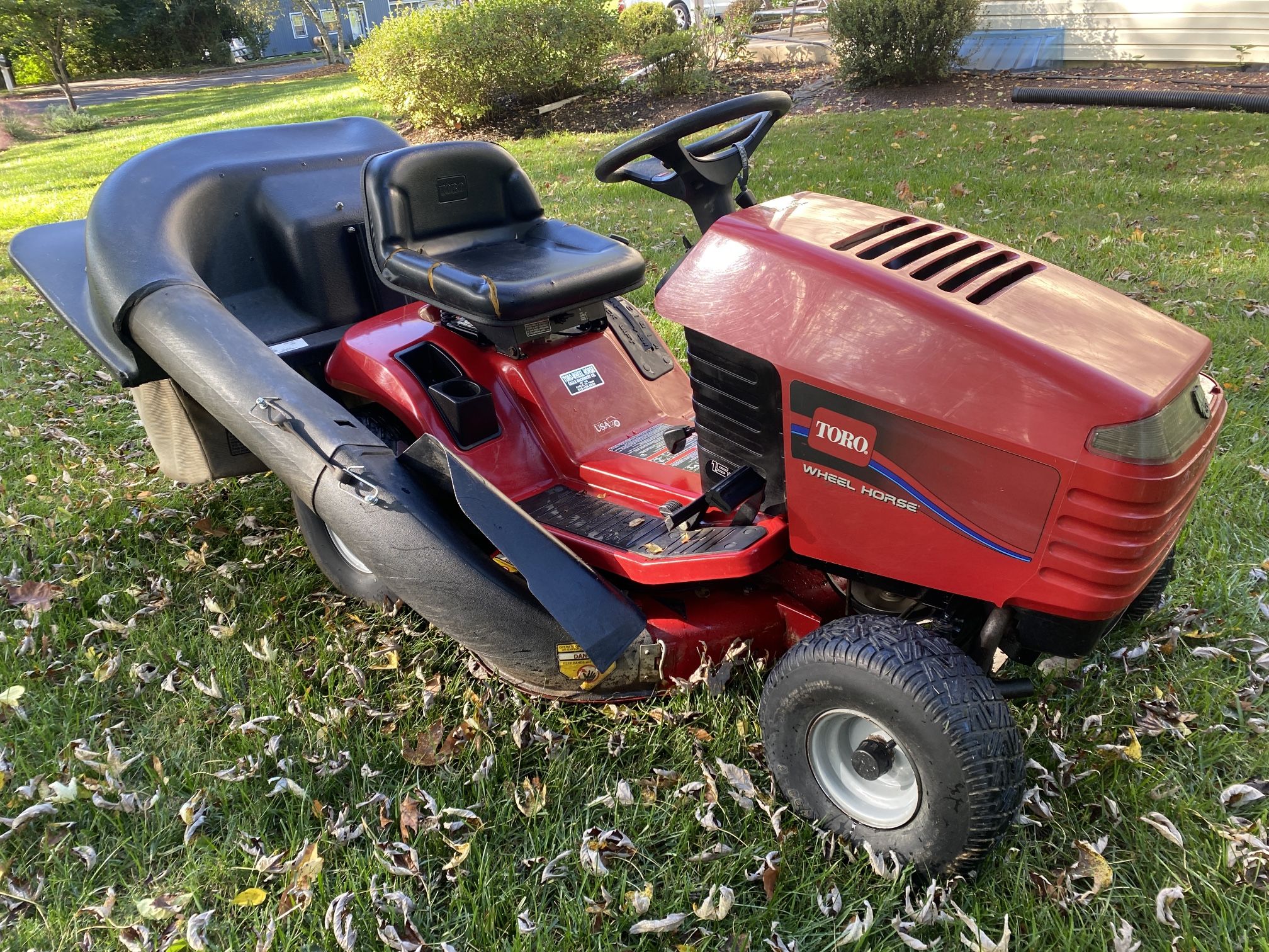 Wheel Horse Toro Lawn Tractor With Bagger
