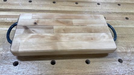 Small rustic style cutting board