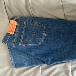 Levi jeans