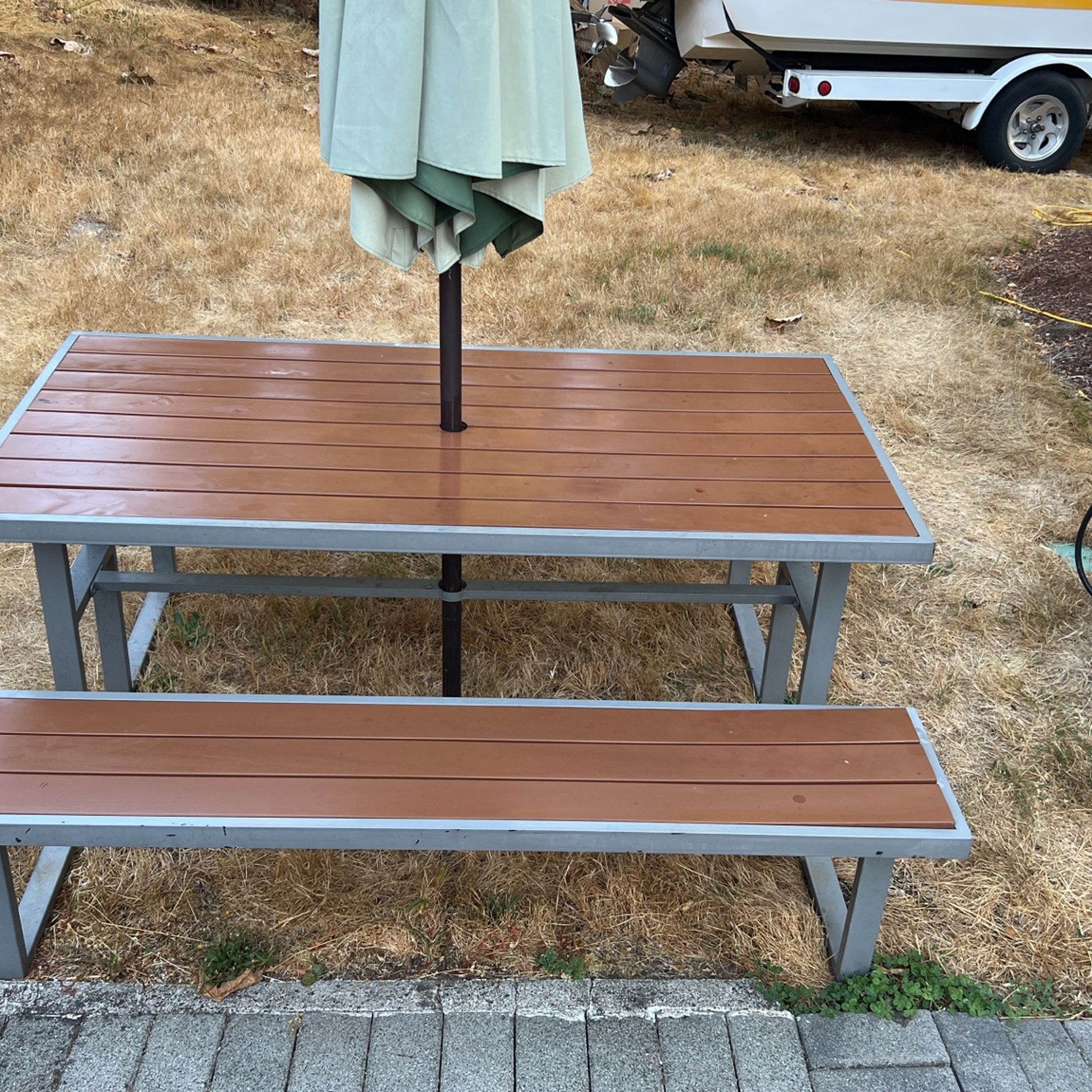 6 foot metal Trex picnic table with umbrella for Sale in Bonney Lake