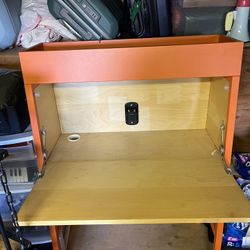 Desk With Computer Mount 