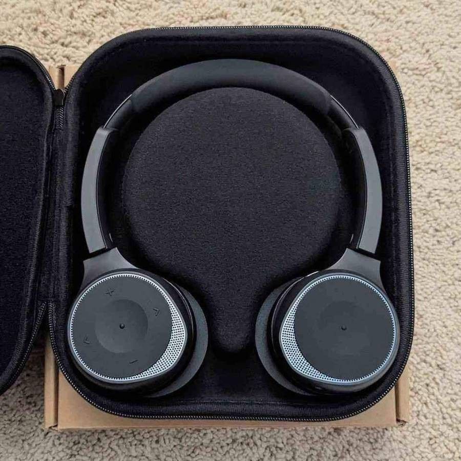 NEW Cisco HS-WL-730 dual on-ear Bluetooth wireless headset with case, dongle, cables, original box