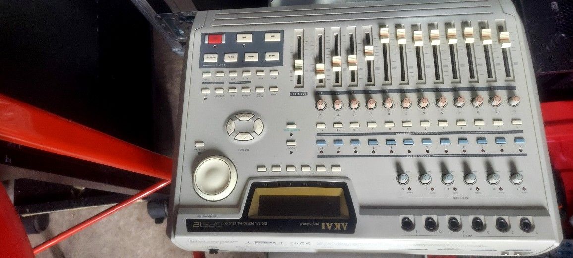 AKAI DSP 12