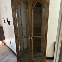 Beautiful Curio Cabinet With  Key  / And 5 Glass Shelves 