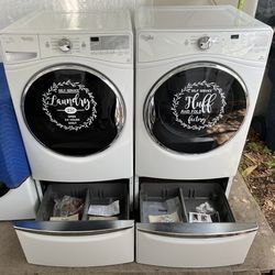 Washer And Dryer Whirlpool Matching Set With Pedestal Drawers