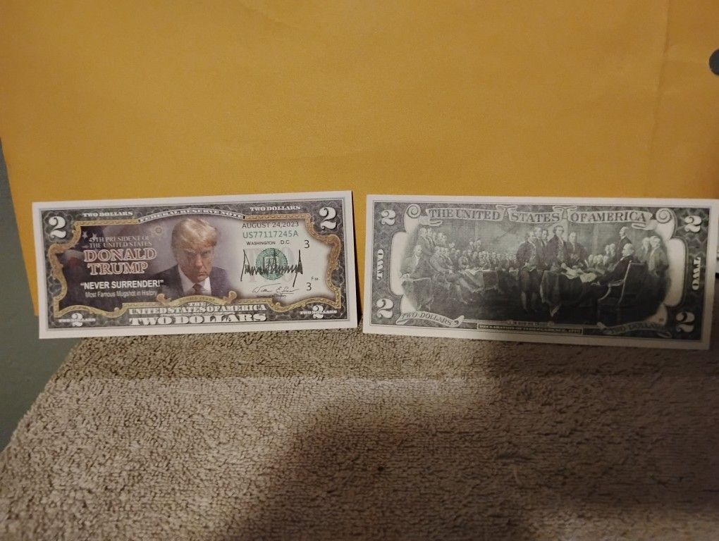 Trump 2 Dollar Bills