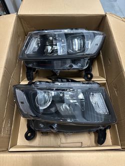 2014 To 2016 Jeep Grand Cherokee Pre Facelift Headlights Black Housing With Clear Corners