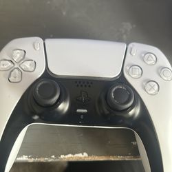 PlayStation controller ps5