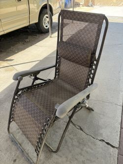 Lawn Chair, Read Description