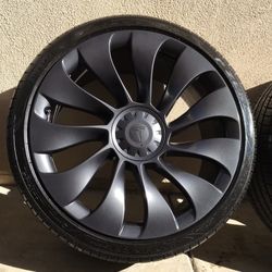 Tesla Model Y Uberturbine 21” Wheels