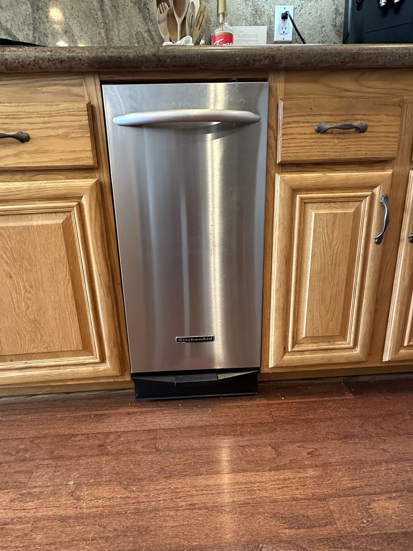 Kitchen Aid Compactor