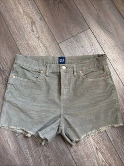 GAP Women's Corduroy Shorts Raw Edge Hem Cut Off Size 8 Green