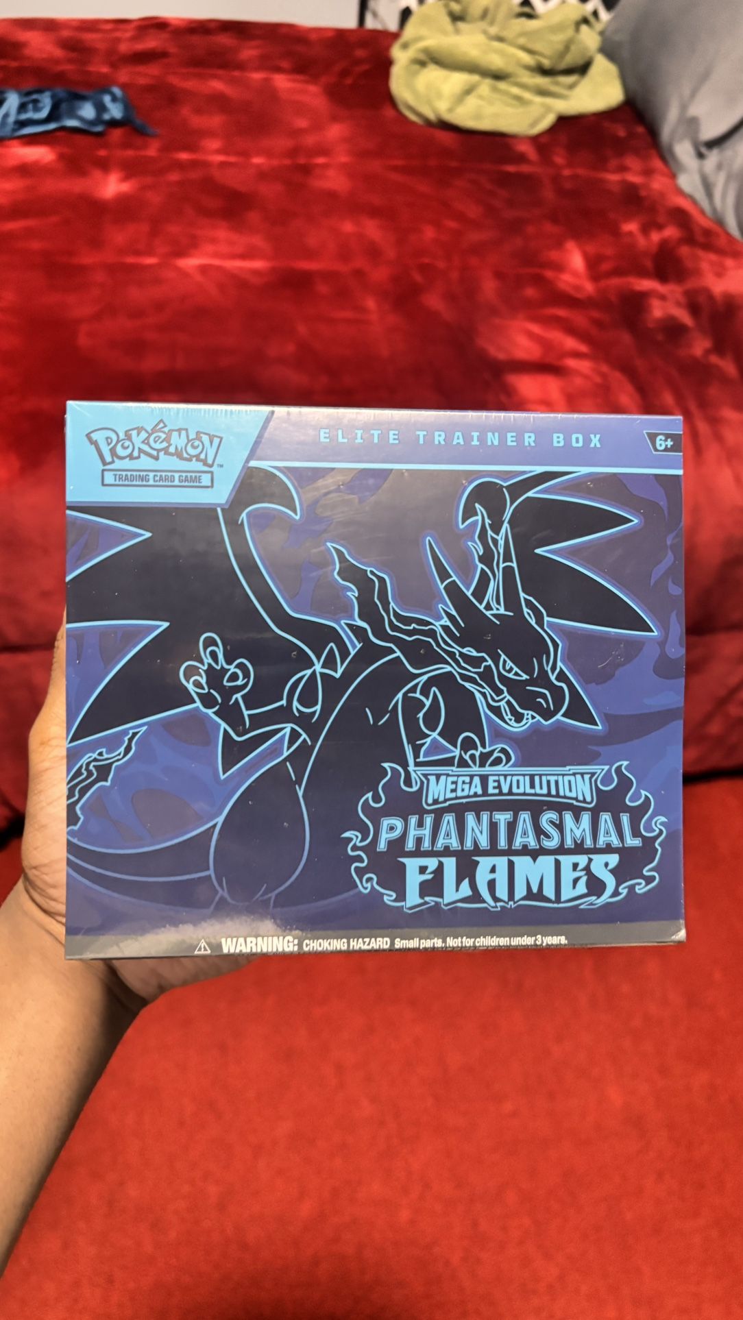 Pokemon Phantasmal flames elite Trainer Box