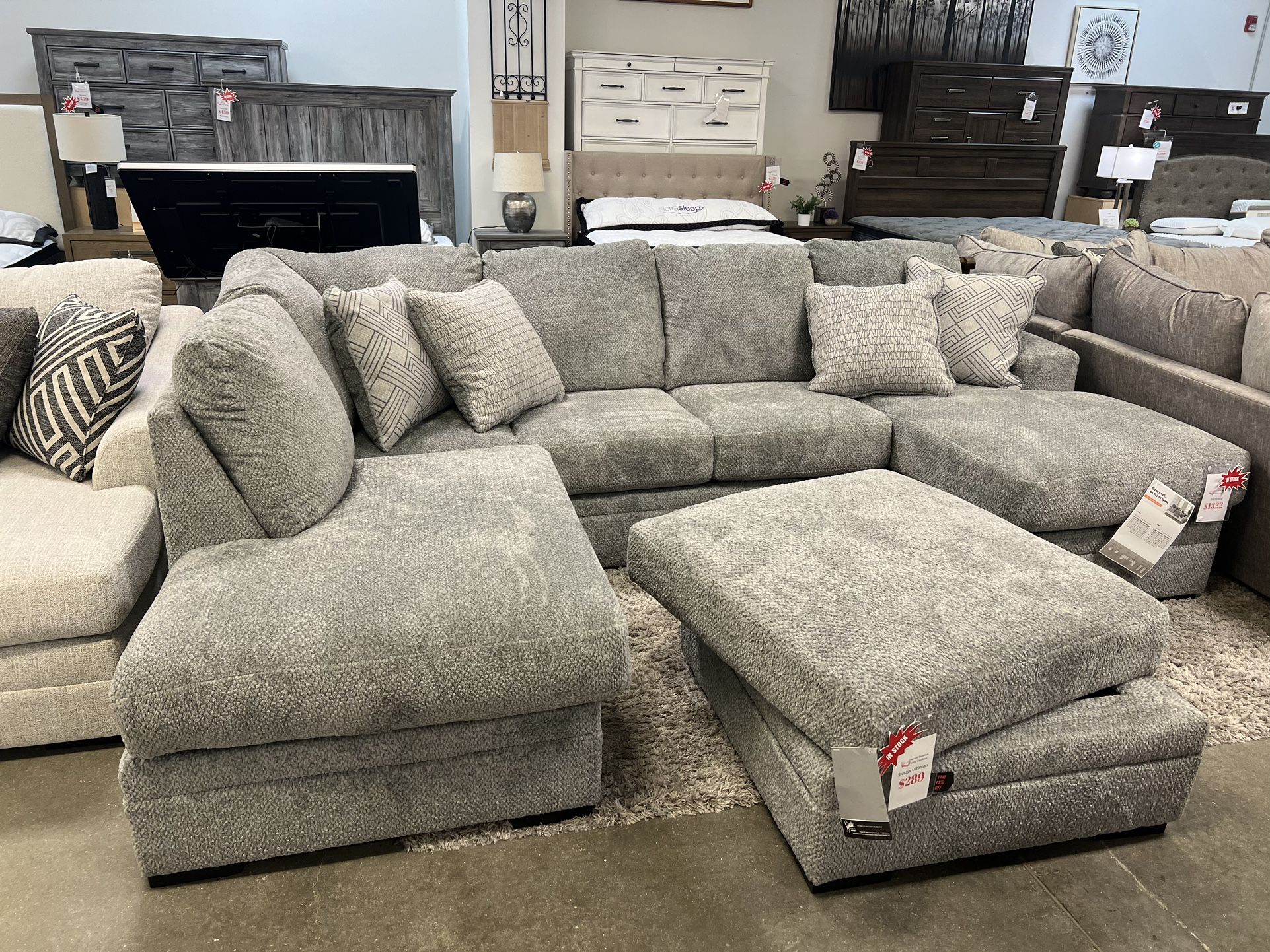 BRAND NEW SECTIONAL 