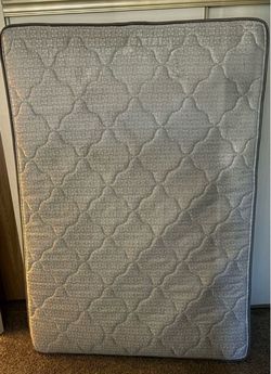 Full size bed