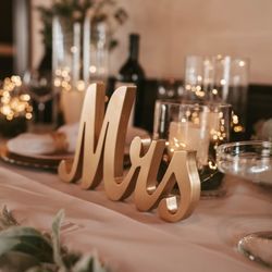 Wedding Supplies And Decor