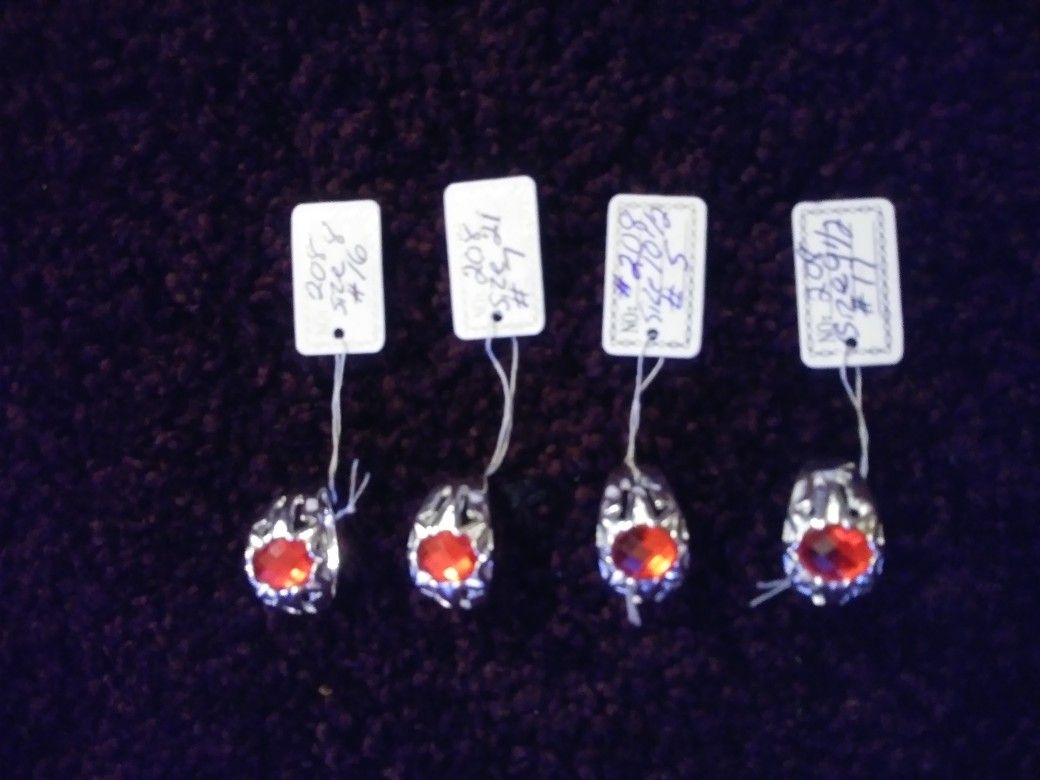 Fashion silver rings with gems