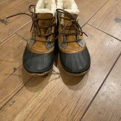 NEW Sorel Out N About Plus Duck Boots Women 6.5/Youth 5 Snow Gray Felt Tan NY1954-052