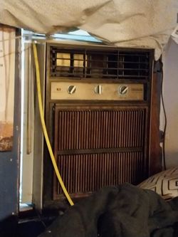 Estate Sale-item- Air Conditioner