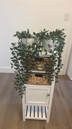 Artificial vine plants