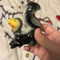 Skunk Figurine Glass