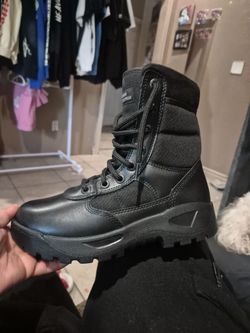 Response gear tactical foot wear