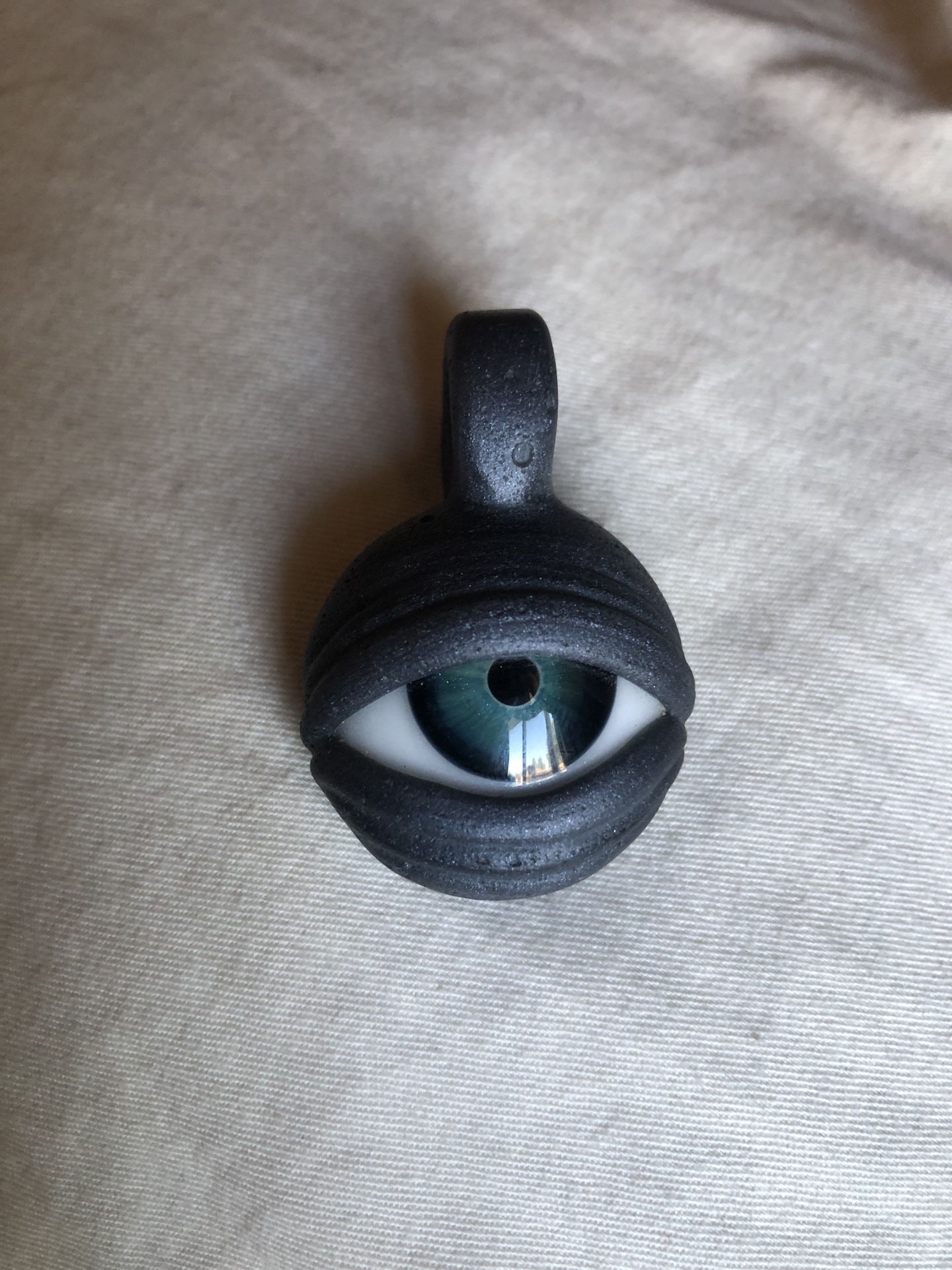 Glass eye pendant Ryan fitt #14