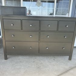 Dresser $250