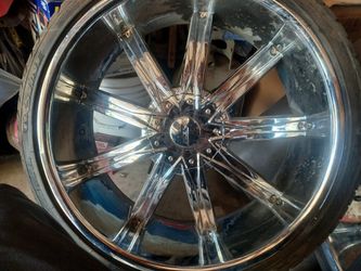 24" Dcenti series DW29 chrome 5x5 lug patterns