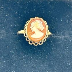 10k Gold Vi Tage FCameo ring G-7.5