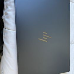 HP OmniBook Ultra Flip 14″ Copilot+ PC (Intel Core Ultra 7)