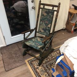 Antique Rocking Chair 