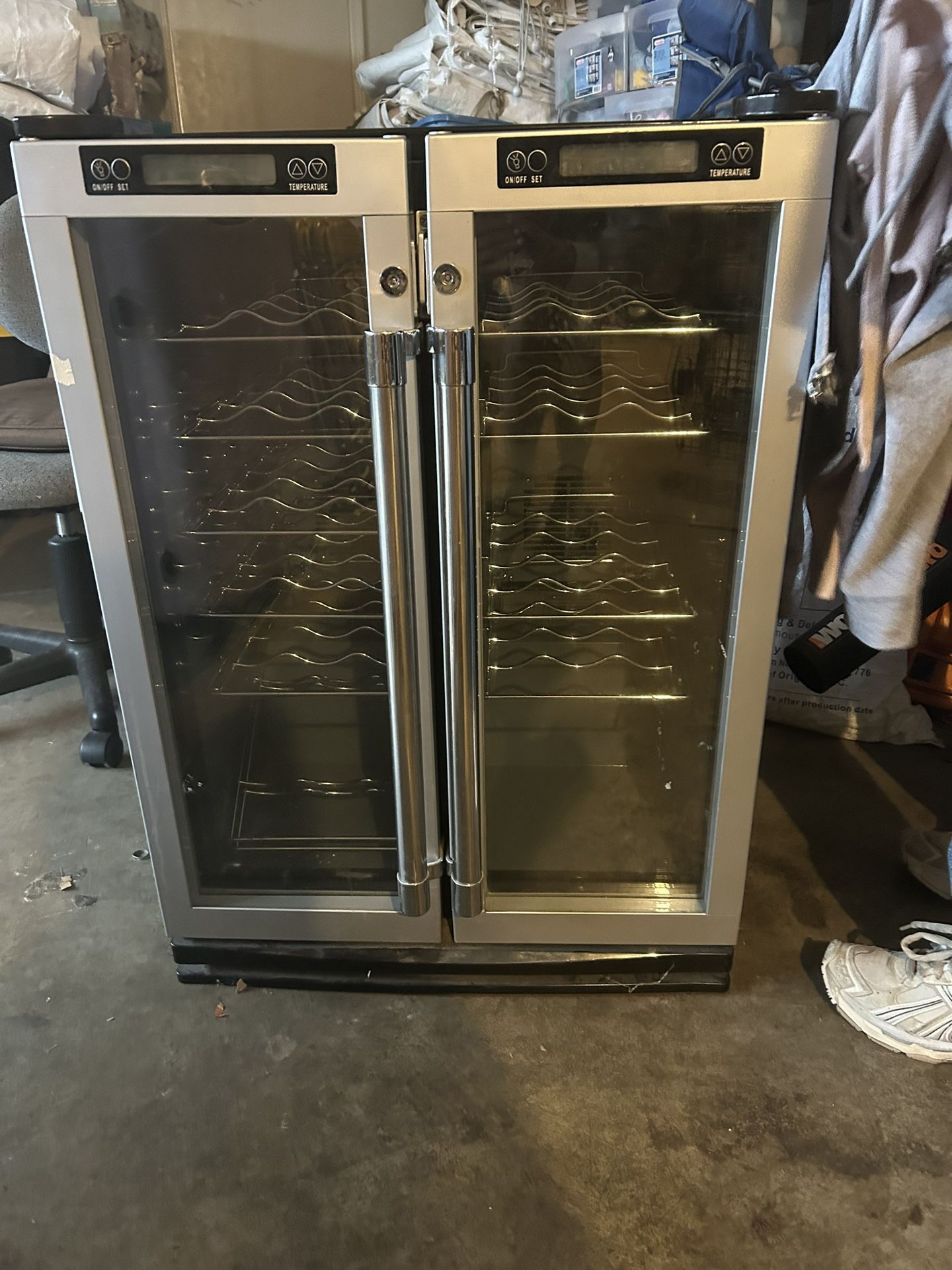 Mini Wine Fridge