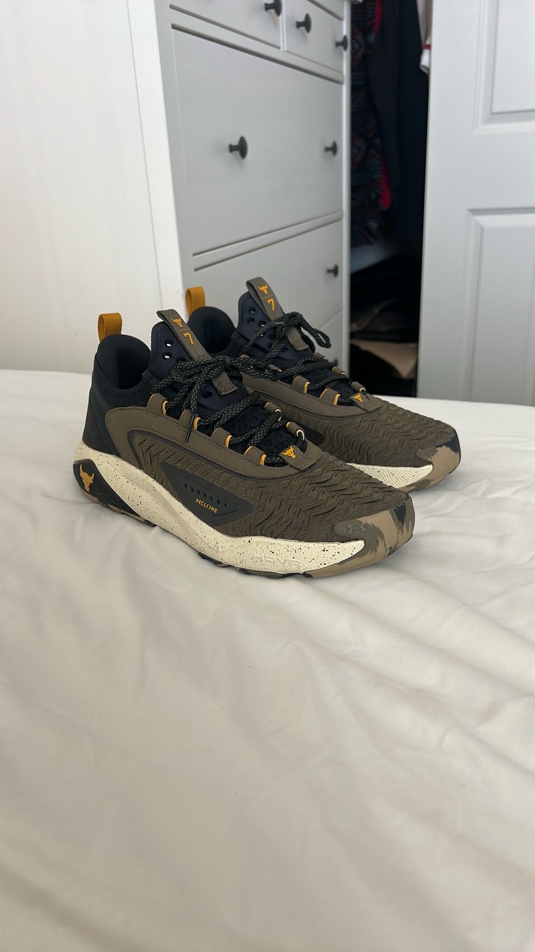 UA Project Rock 7 Men’s size 10