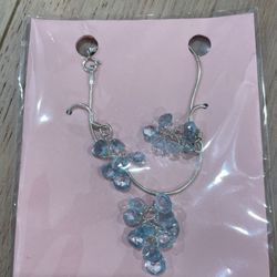 Gorgeous jewelry with precious stones