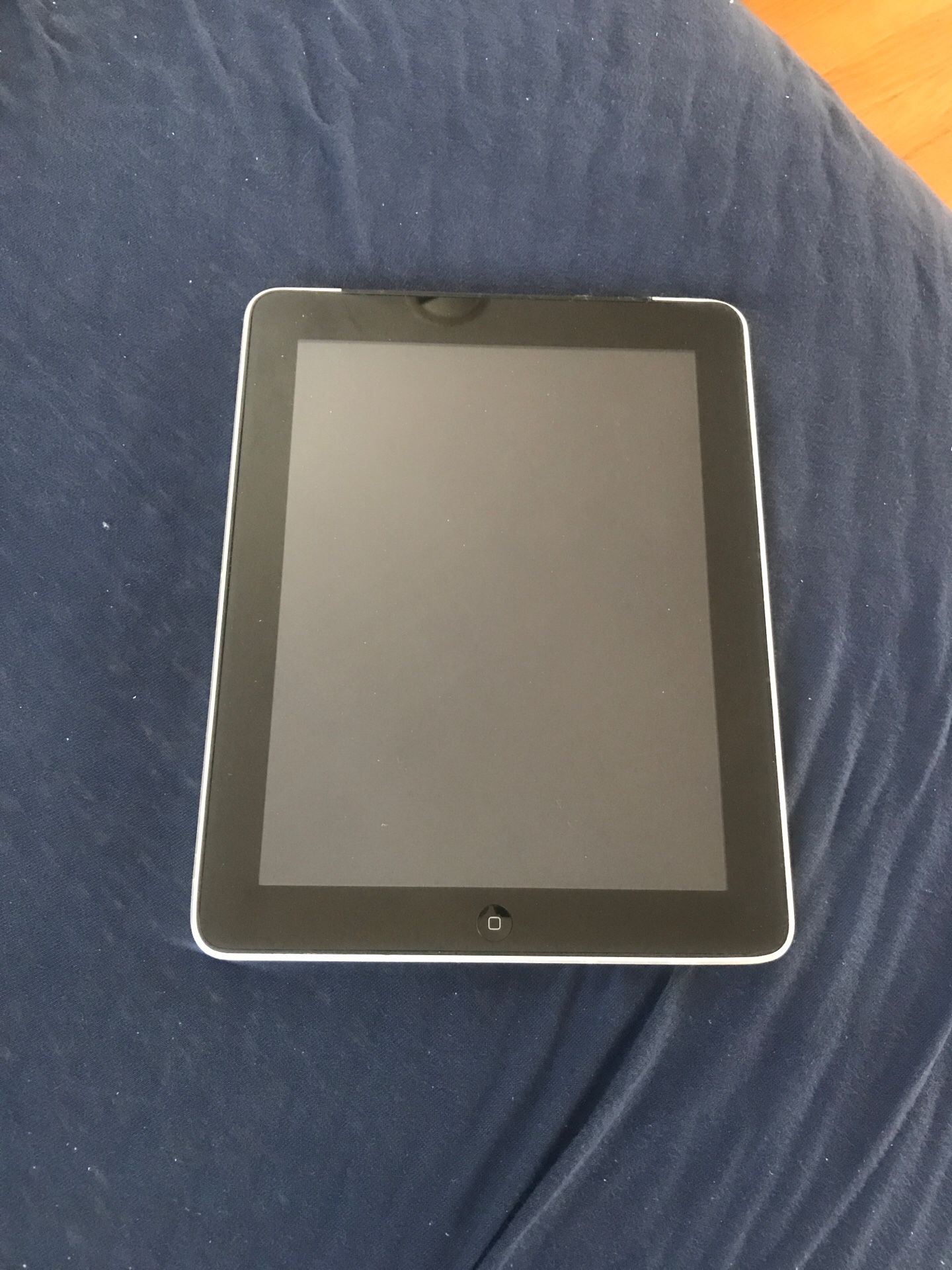 iPad 16GB model A1337