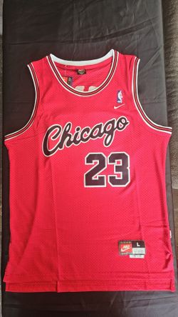 Chicago Bulls Jordan Jersey $45 Ea LARGE Firm on price