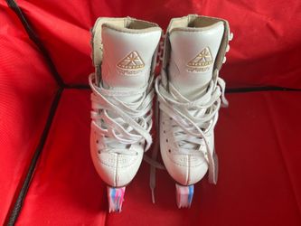 Jackson Artiste Figure Skates with guard dog blade guards 1791 size 1B