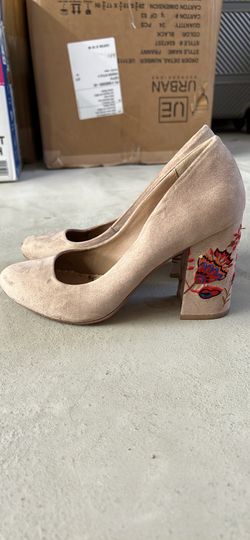 Heels (embroidered) size 8
