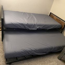 Trundle Bed