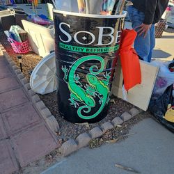 WORKING Vintage Sobe Cooler 